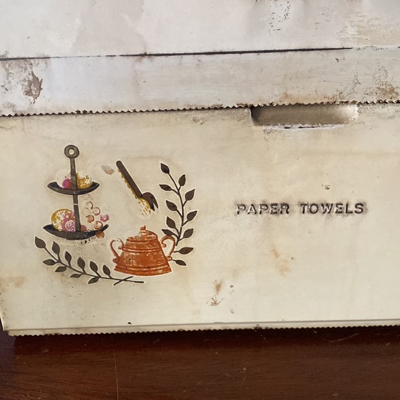 Antique Kitchen Dispenser - Picture 6 of 6